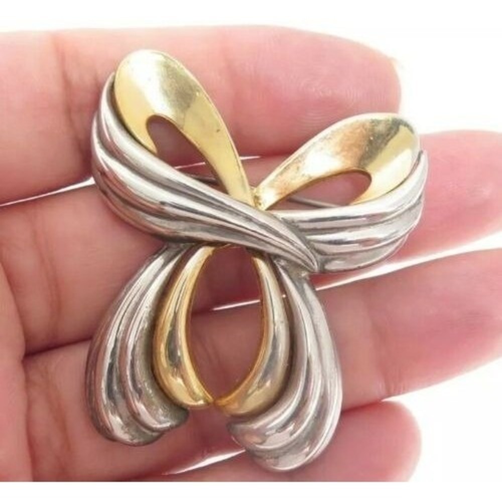 VINTAGE GOLD & SILVER BOW STYLE BROOCH